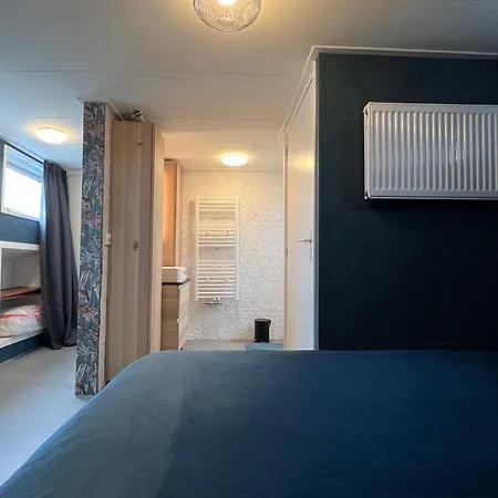 Πλωτό κατάλυμα Woonboten Anna *