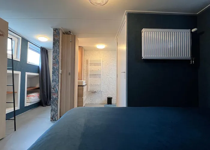 Πλωτό κατάλυμα Woonboten Anna *