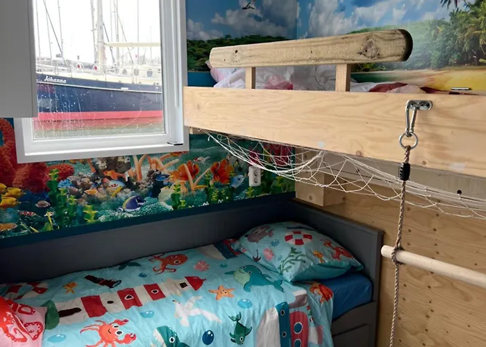 Πλωτό κατάλυμα Woonboten Anna