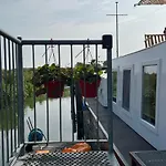 Botel Woonboten Anna Andijk